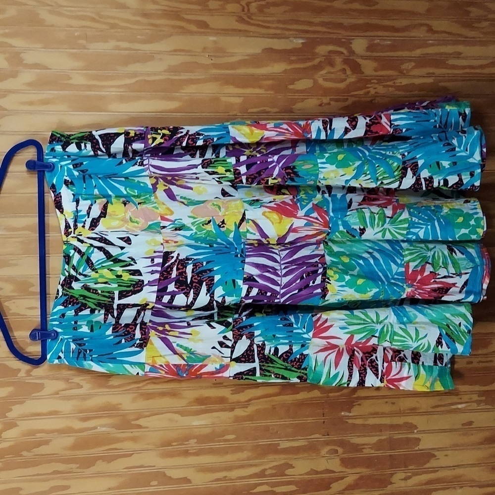 Kim Rogers skirt - Picture 3 of 5